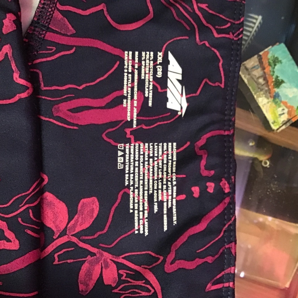 Avia Bike Shorts Plus Size XXL Navy Pink Floral - Picture 2 of 9